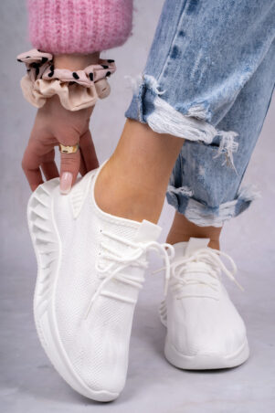 Białe buty sportowe sznurowane damskie Triada